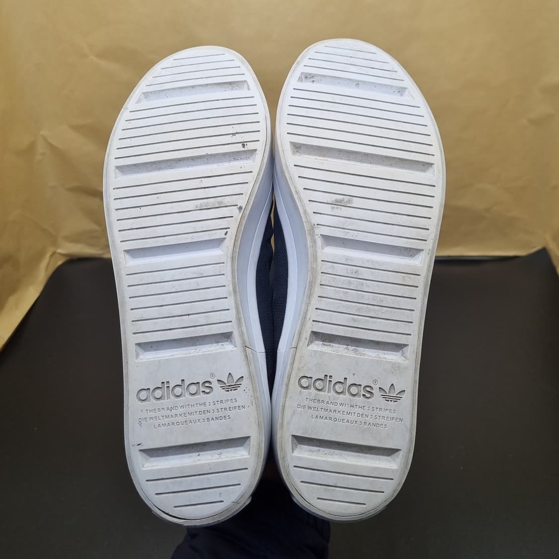 아디다스 코트벤티지 스니커즈 255 상품이미지3