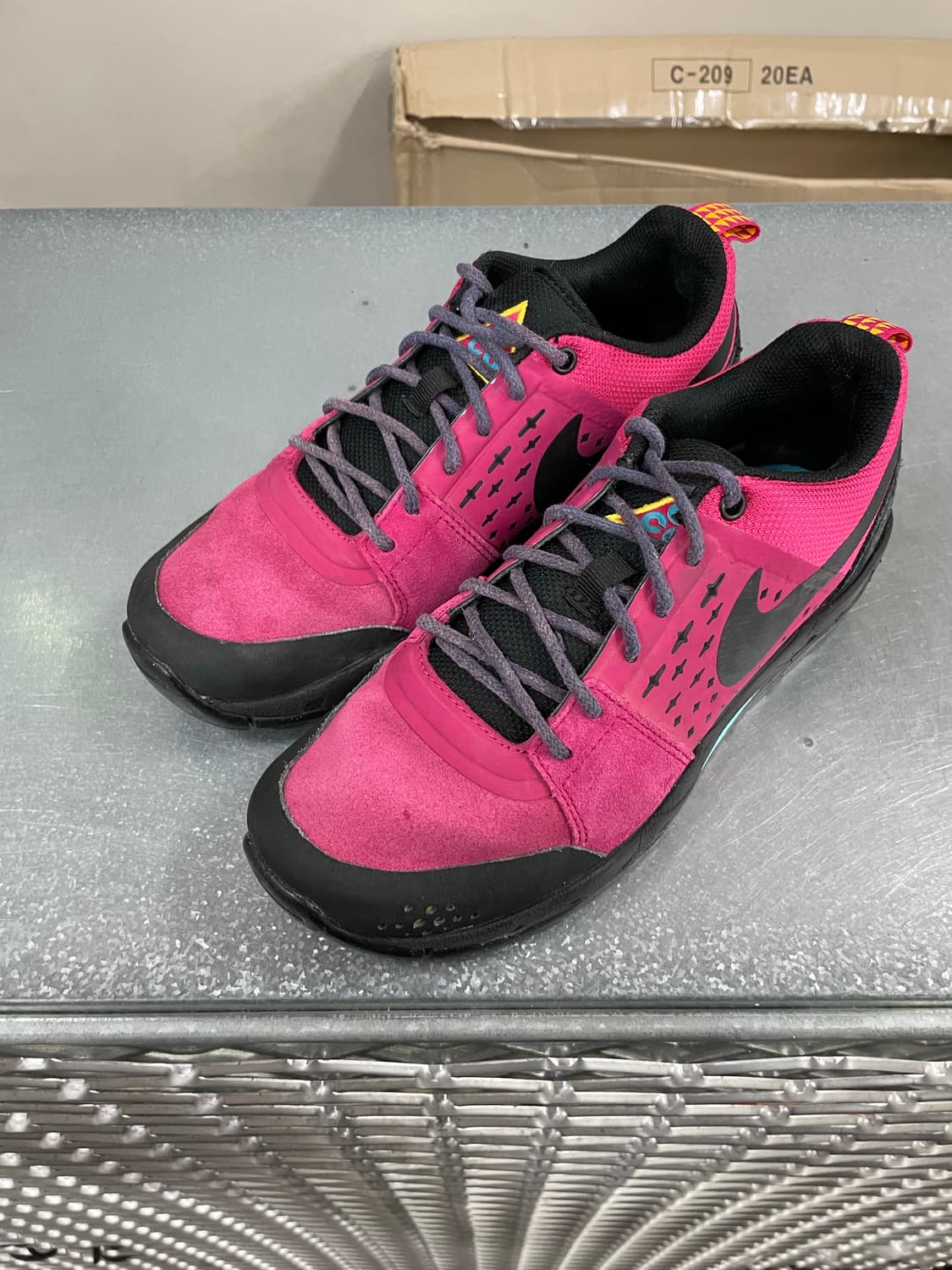 나이키 acg 우먼스 에어 알더 로우 240 상품이미지2