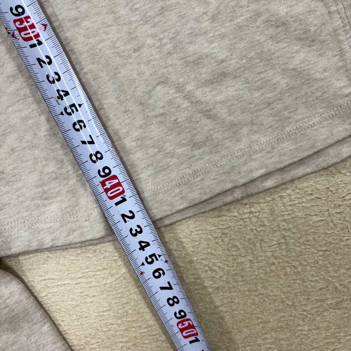 우알롱 스몰로고 크롭 후드티 상품이미지4