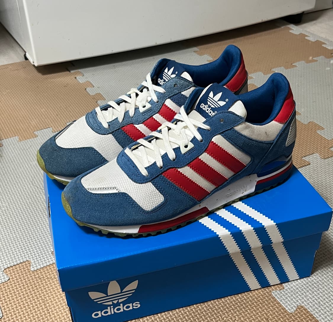 아디다스 ZX700 신발 스니커즈 런닝화 245 상품이미지1