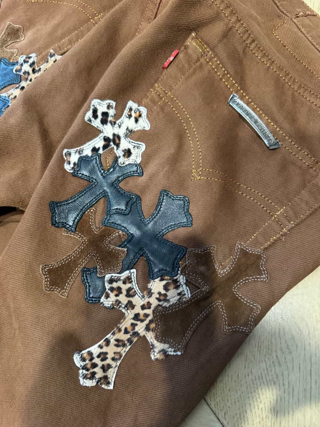 Chrome Heart Brown Patches Jeans 상품이미지3