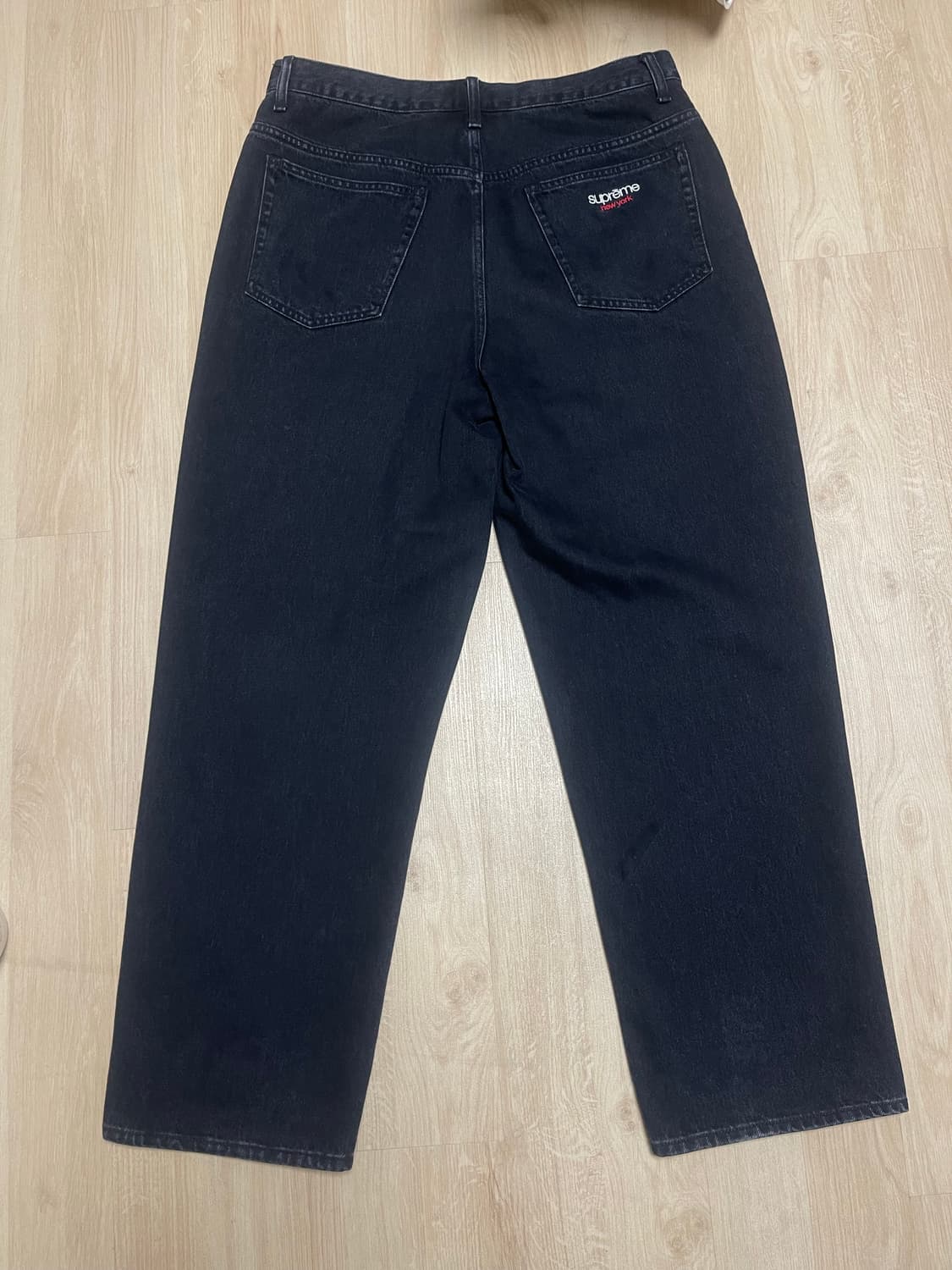 32 슈프림 배기진 블랙 24FW 공홈판 상품이미지2