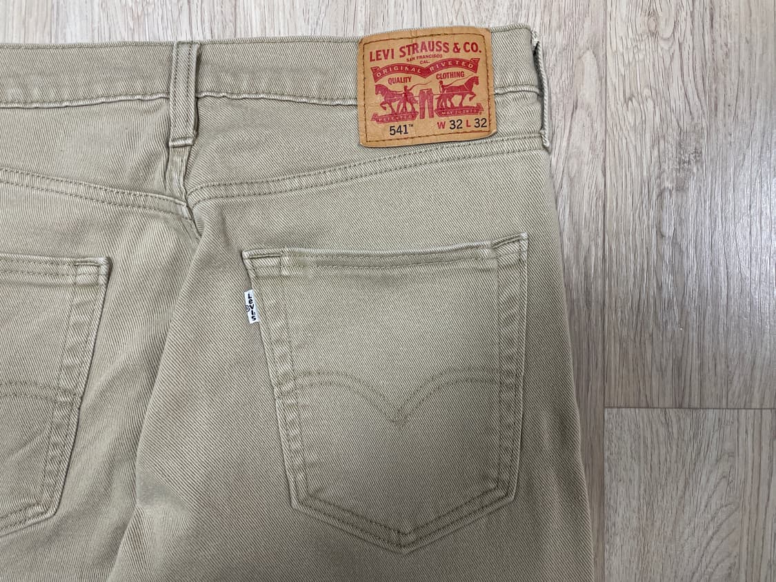 32) 리바이스 매장판 541 테이퍼드핏 베이지 데님팬츠 상품이미지8