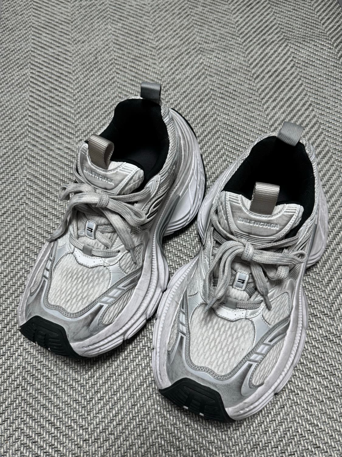 발렌시아가 10XL 42 상품이미지1
