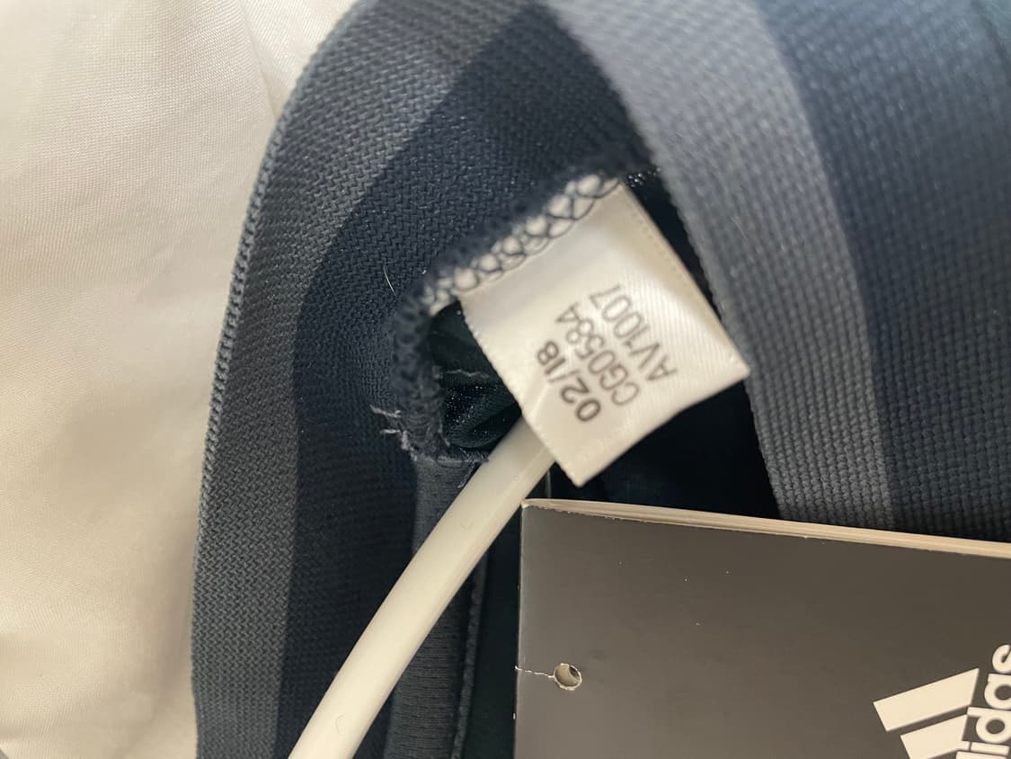 18-19 레알마드리드 모드리치 새상품 상품이미지3