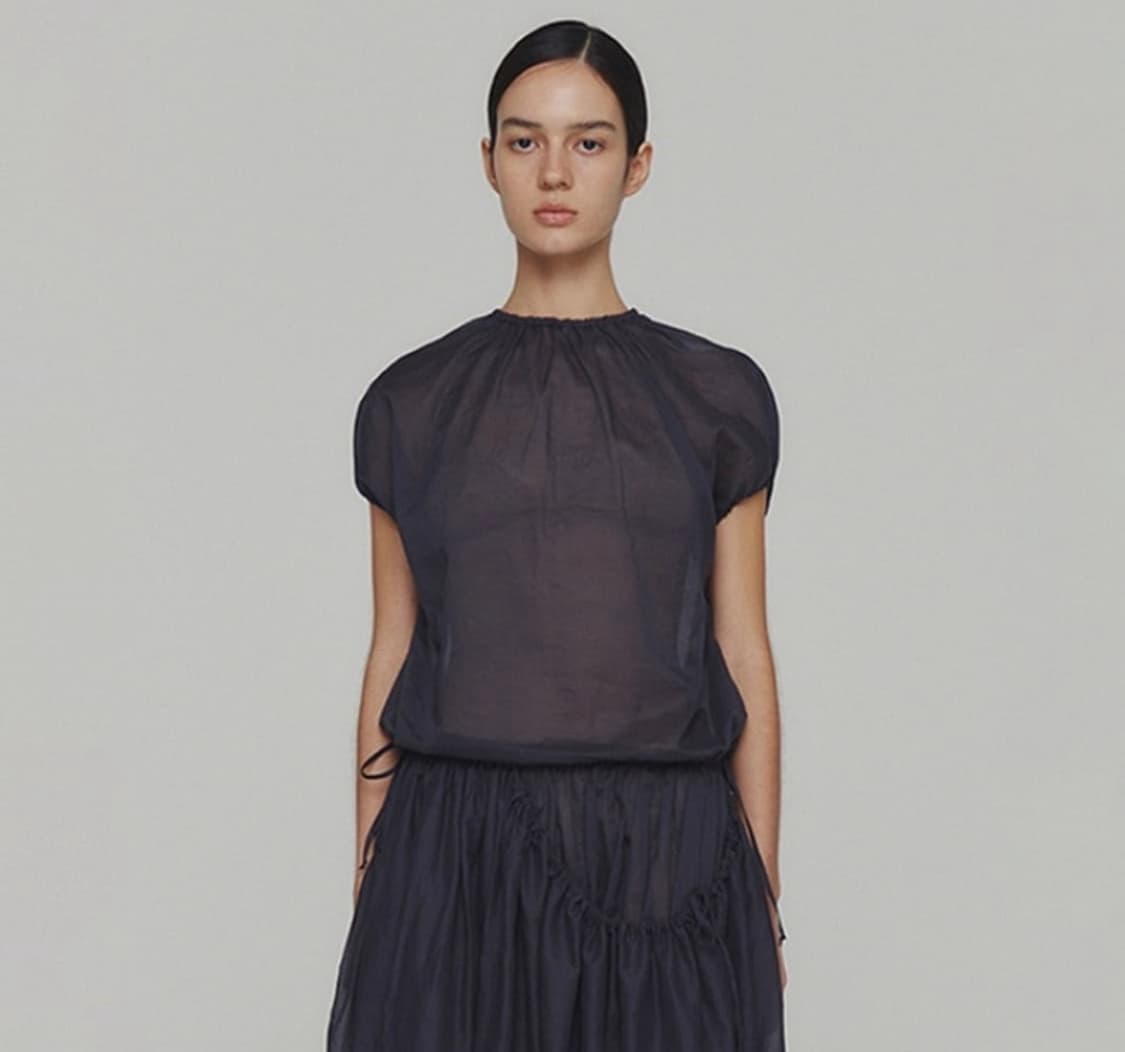 아모멘토 24ss 시어 볼륨 셔링 탑 상품이미지2