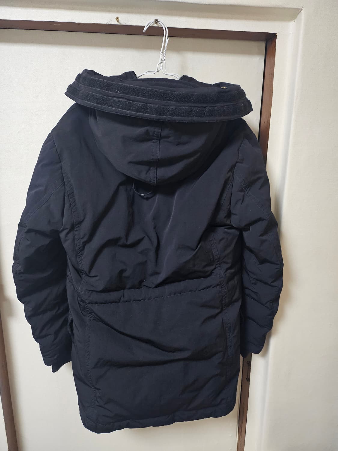 cp컴퍼니 롱패딩 블랙 95사이즈(95-100) 상품이미지3