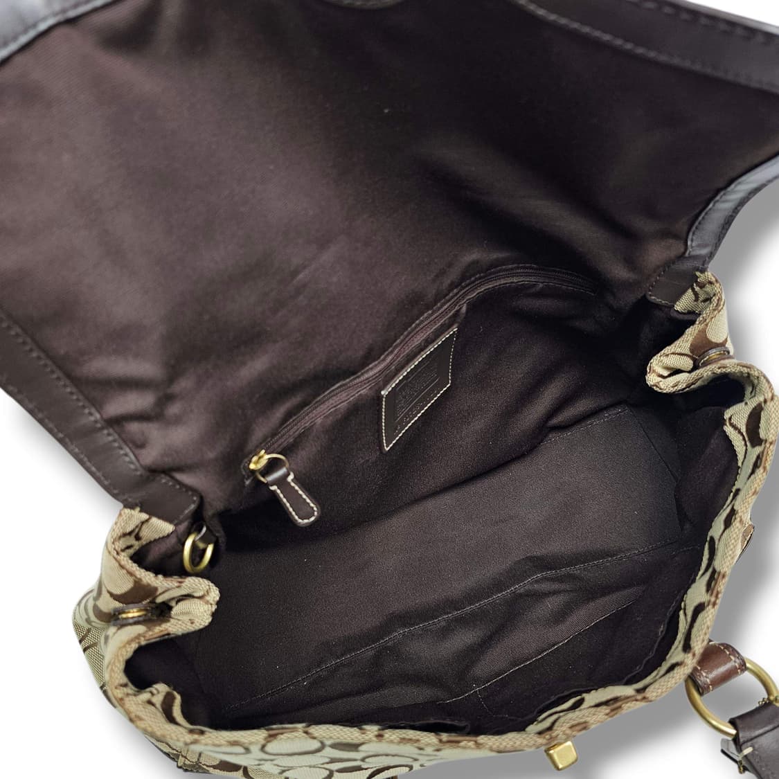 Coach 코치 시그니처 햄튼 플랩 사첼백 상품이미지8