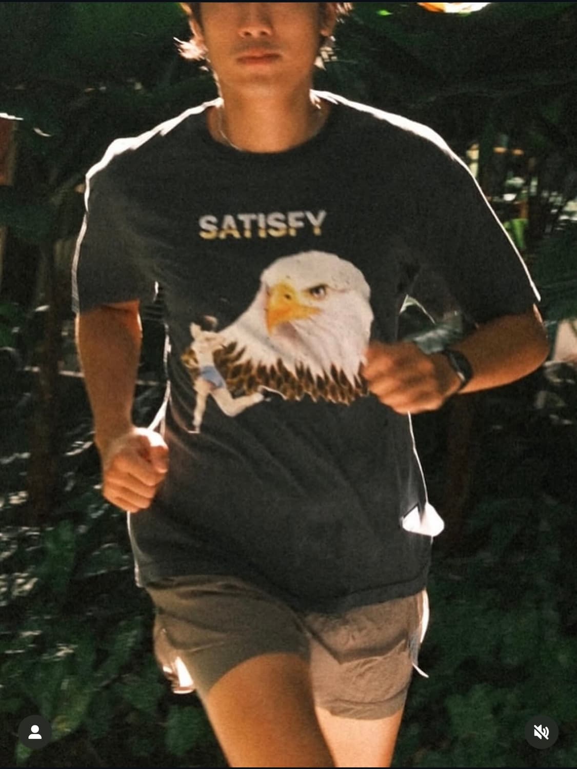 신상 새티스파이 이글티셔츠 L,XL 상품이미지4