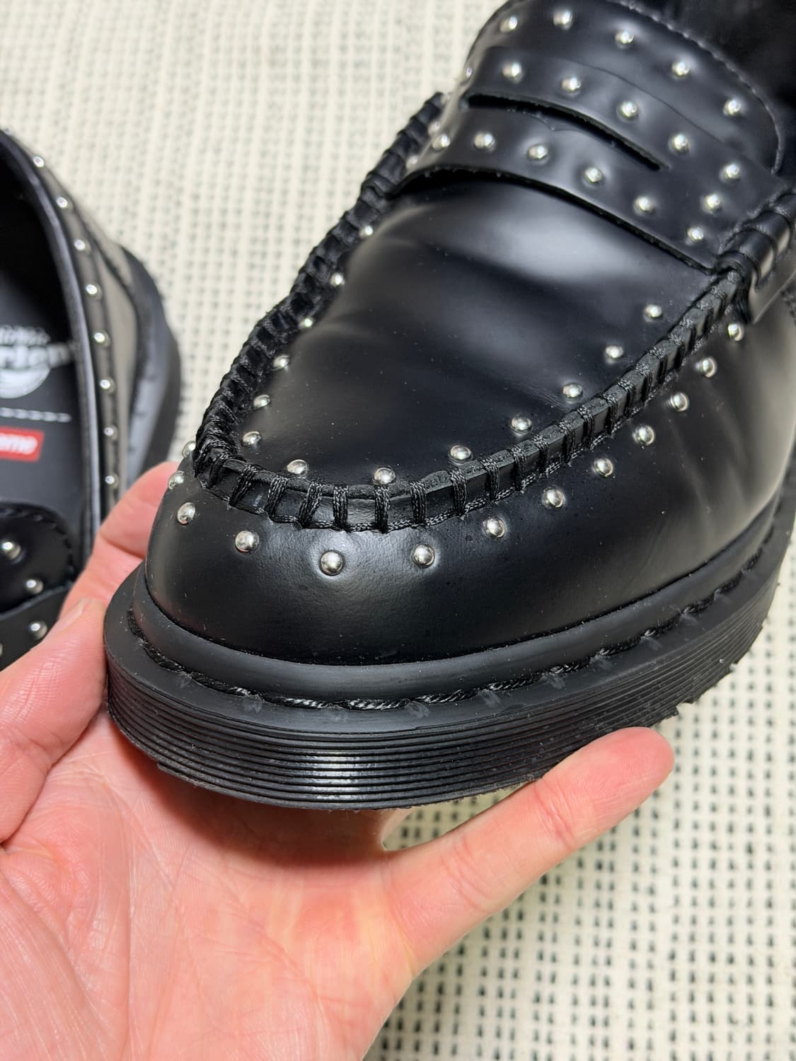 슈프림 닥터마틴 로퍼 270 상품이미지3