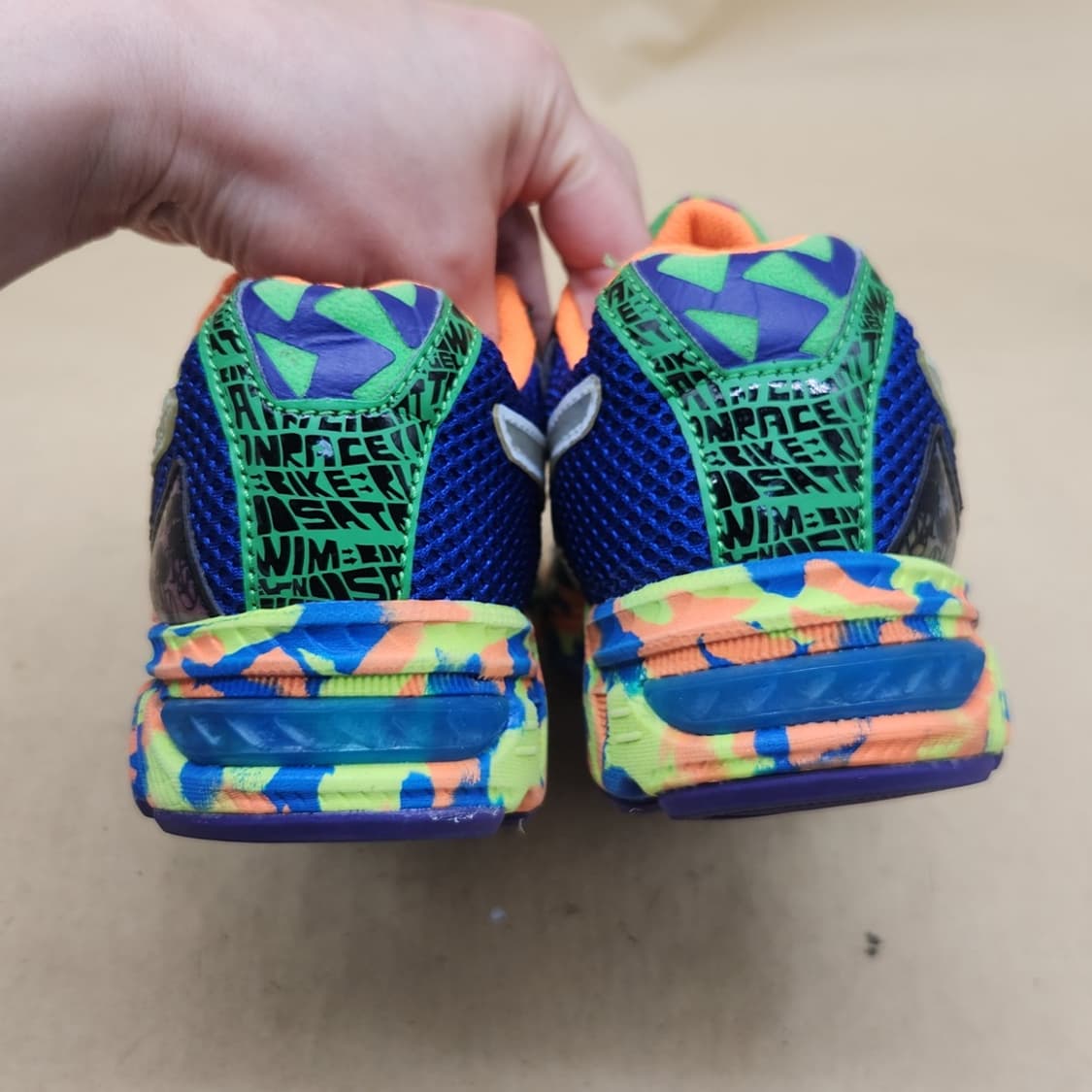 아식스 젤누사 트라이8 운동화 225 상품이미지4