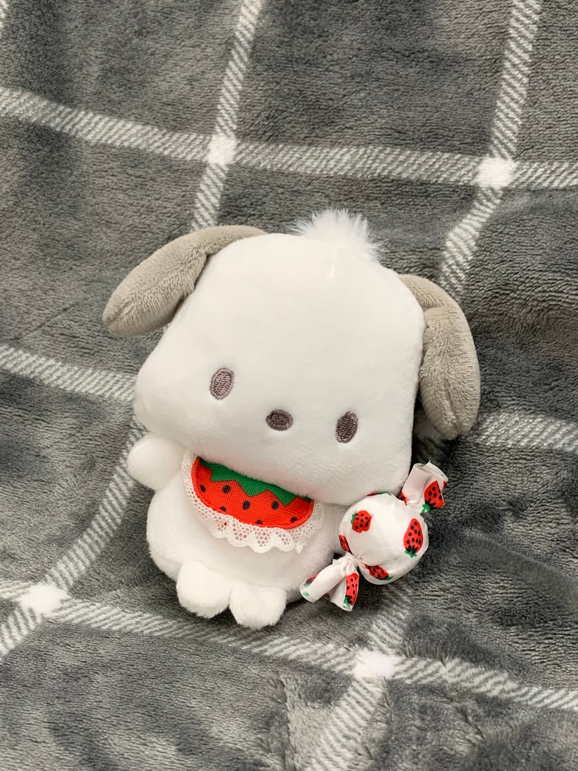 산리오 사쿠마 드롭스 딸기 사탕 포차코 마스코트 상품이미지1