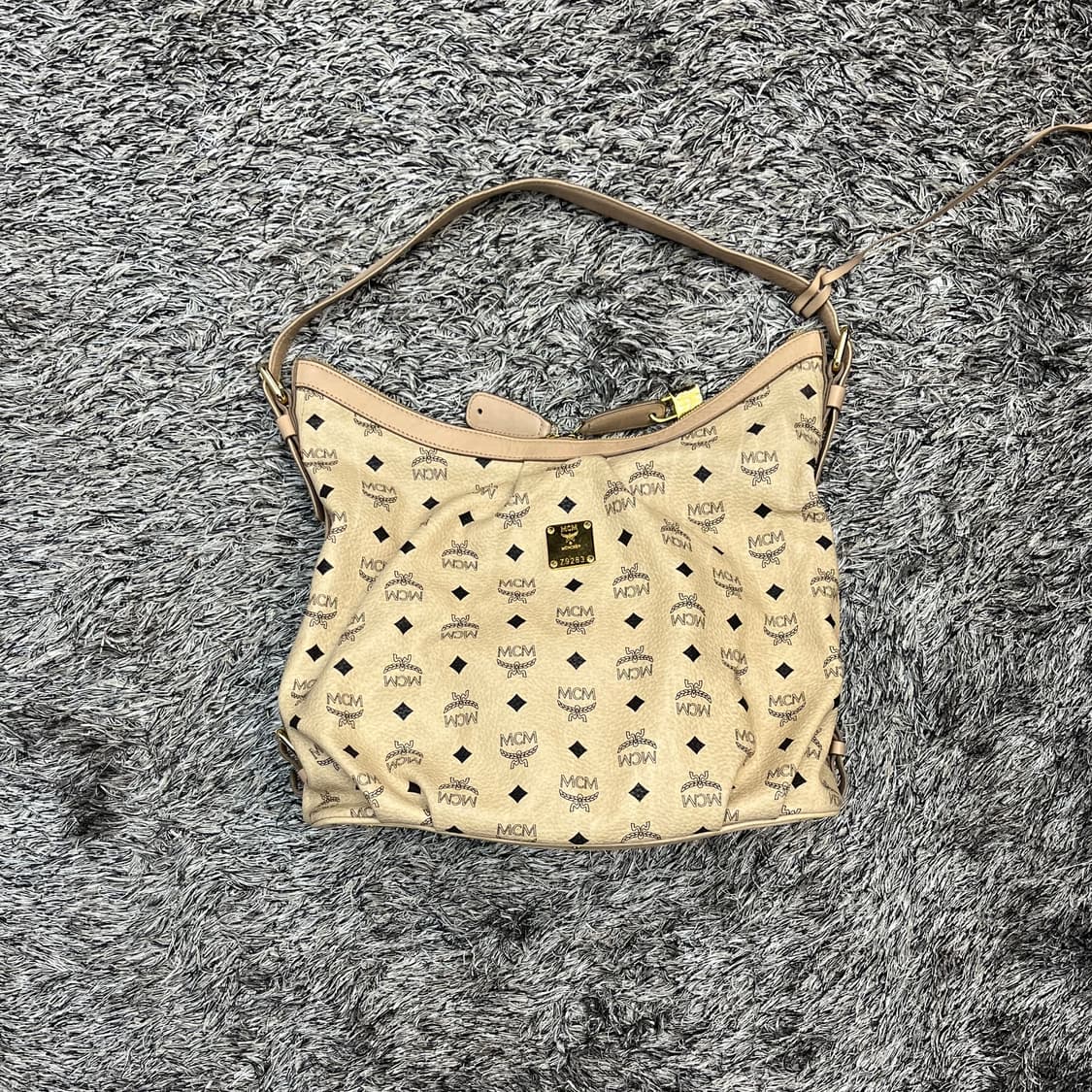 MCM 비세토스 숄더백 상품이미지1