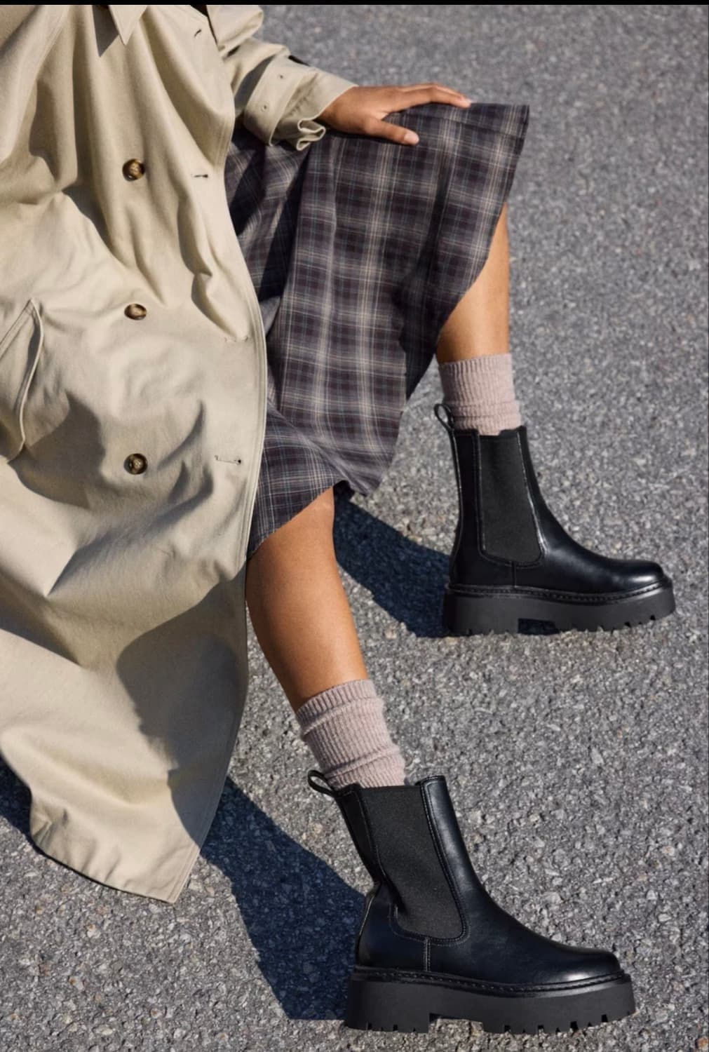 H&M)첼시부츠 블랙색상 230사이즈(품절상품)거의 새것 상품이미지4