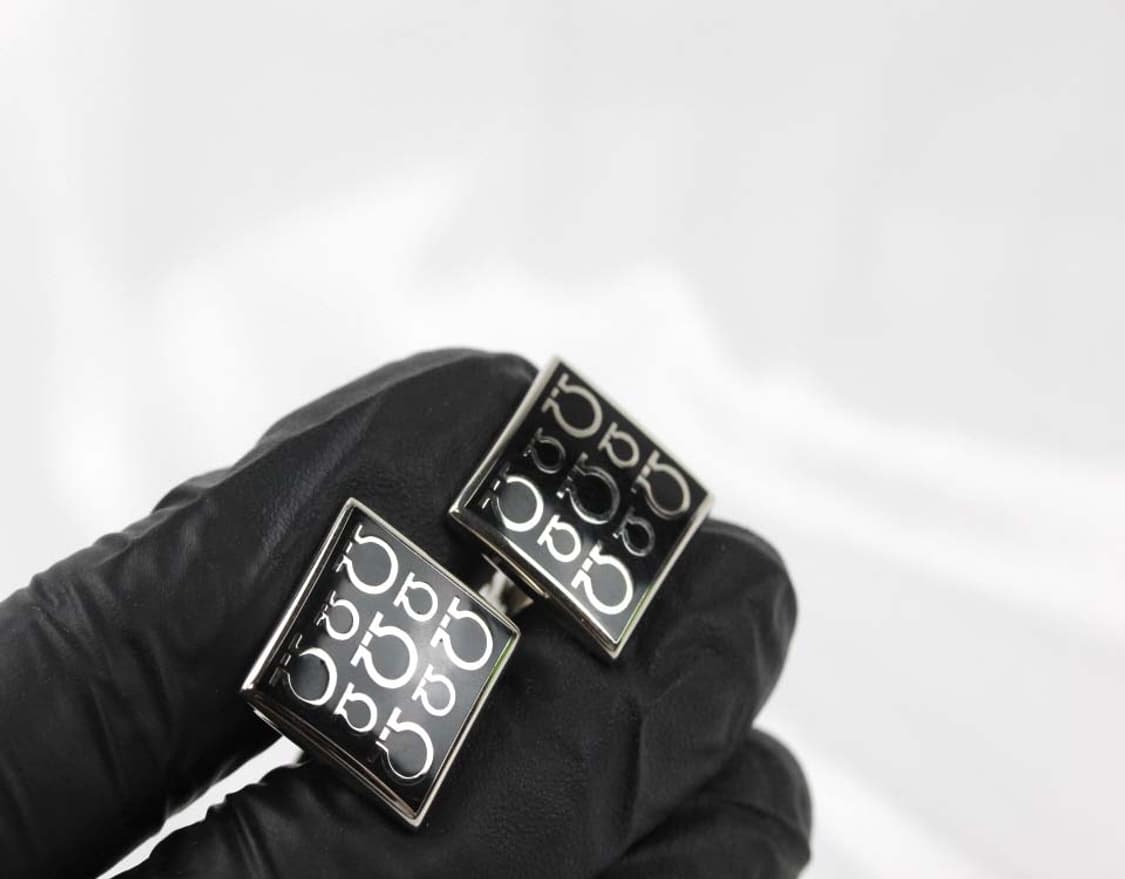 페라가모 A등급 남자 명품 커프스 상품이미지7