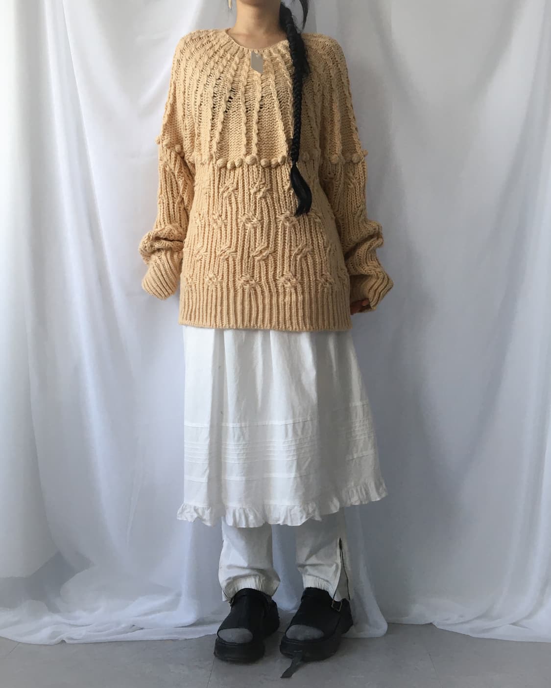 Pom pom point loose fit knit 상품이미지6