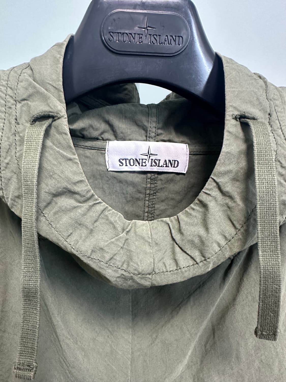 스톤아일랜드 20ss 아노락 올리브그린 반팔후드 매장판 상품이미지6