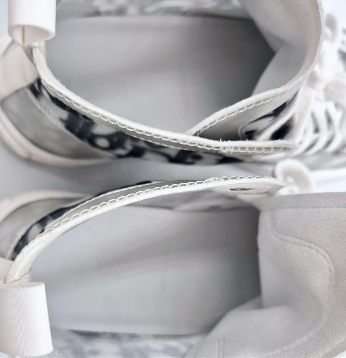 크리스찬 디올 하이탑 스니커즈 (사이즈34) 상품이미지7