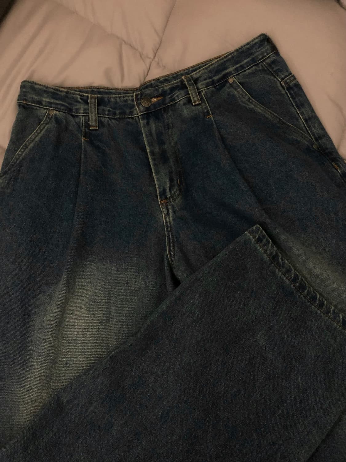 디미트리블랙 워싱 원턱 커브드 데님팬츠 상품이미지3