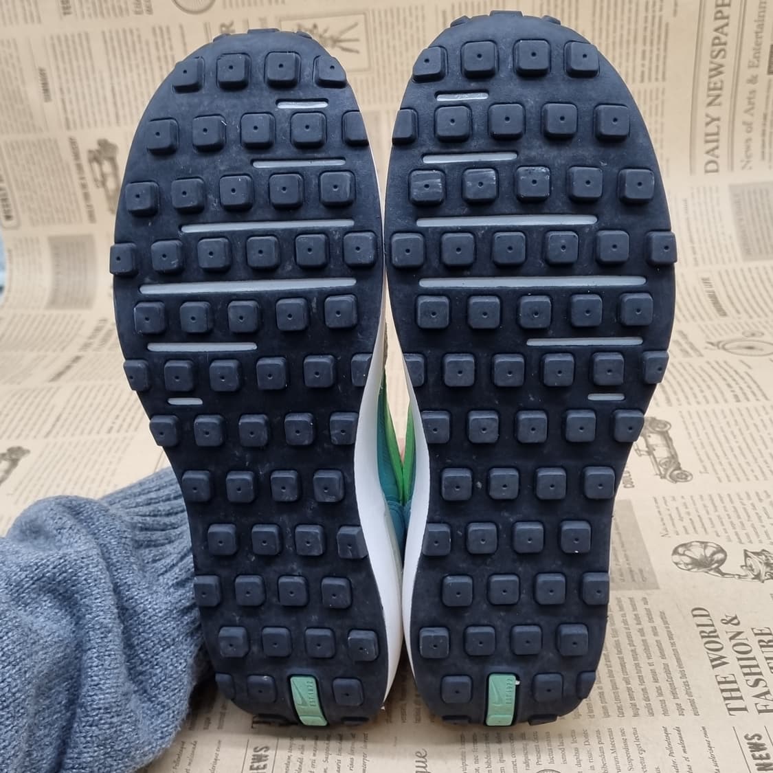 나이키 와플원 아쿠아 여성운동화240  상품이미지3