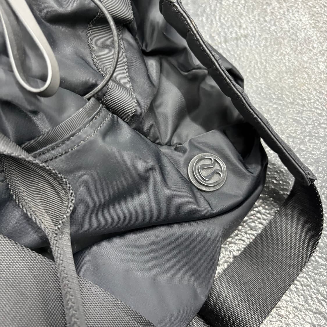 룰루레몬 블랙 더플백 상품이미지7