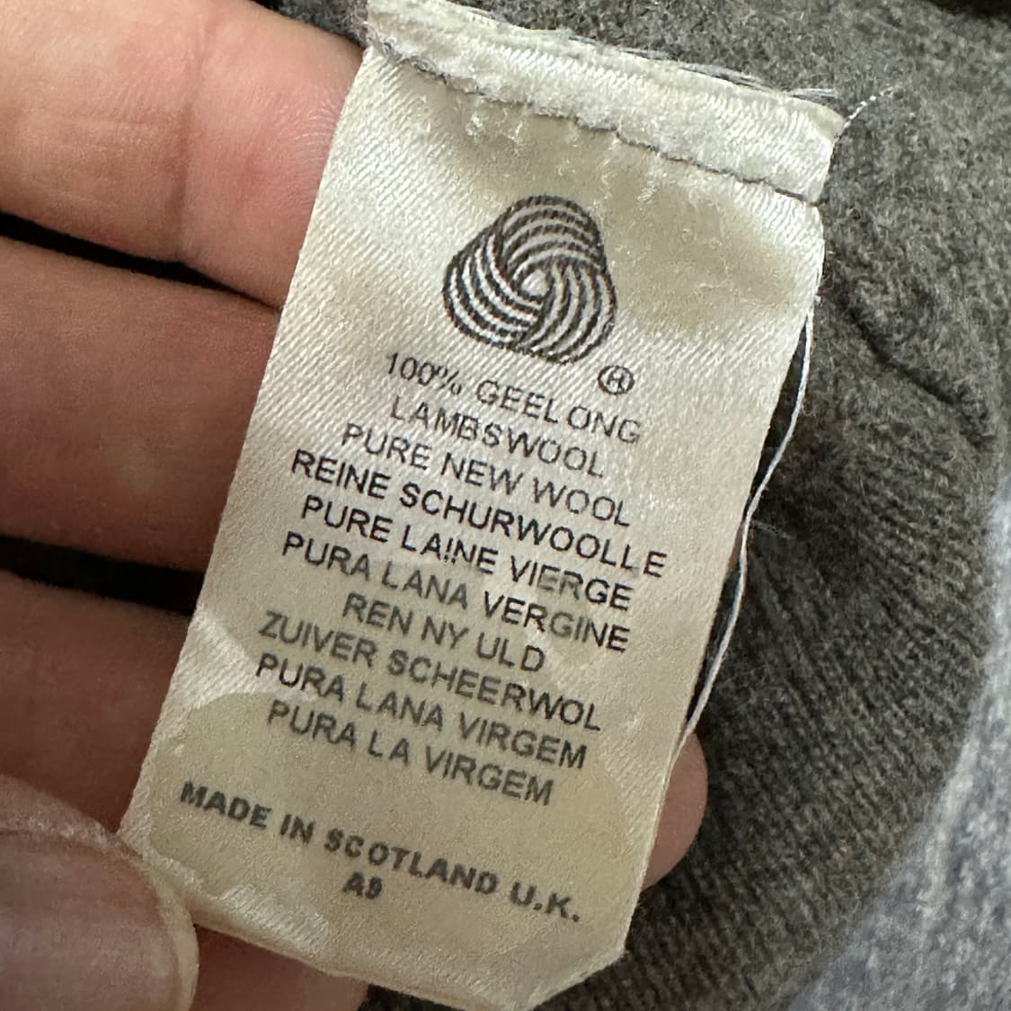 버버리 램스울 아가일 니트 가디건 상품이미지6