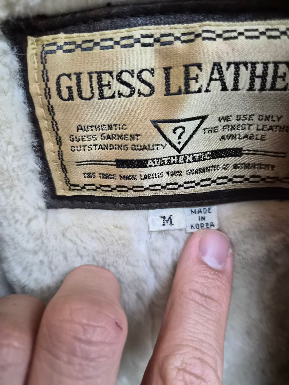 M/100) GUESS 게스 90'S B-3 무스탕 팝니다 상품이미지3