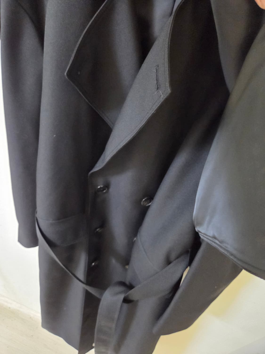 인사일런스 SASAKI 더블 포켓 트렌치 코트 BLACK 상품이미지5