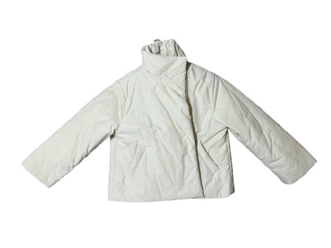 shopfaerie flat padded jacket cream 상품이미지2