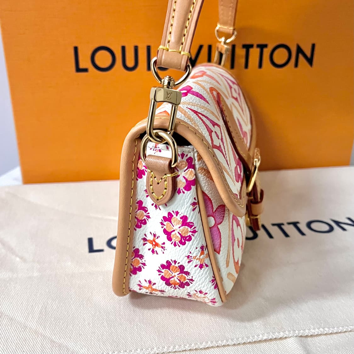 [S급/정품] 루이비통 나노 다이앤 숄더백 가방 상품이미지7