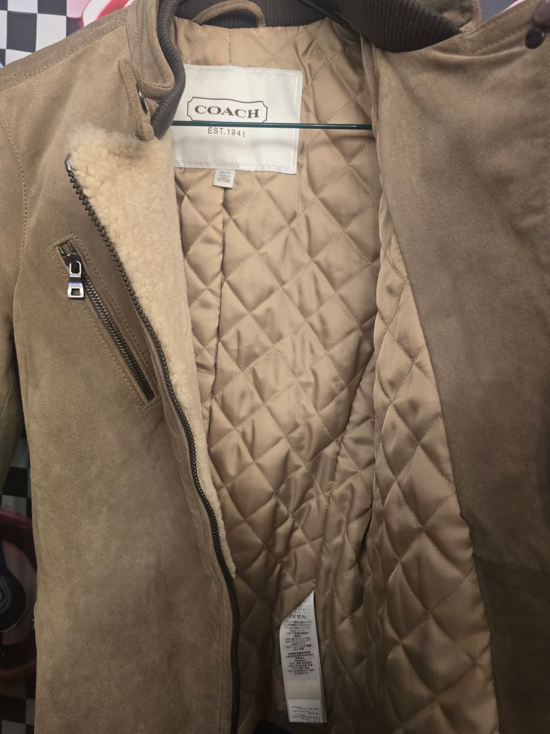 코치(Coach)의 스웨이드 가죽 재킷 상품이미지5