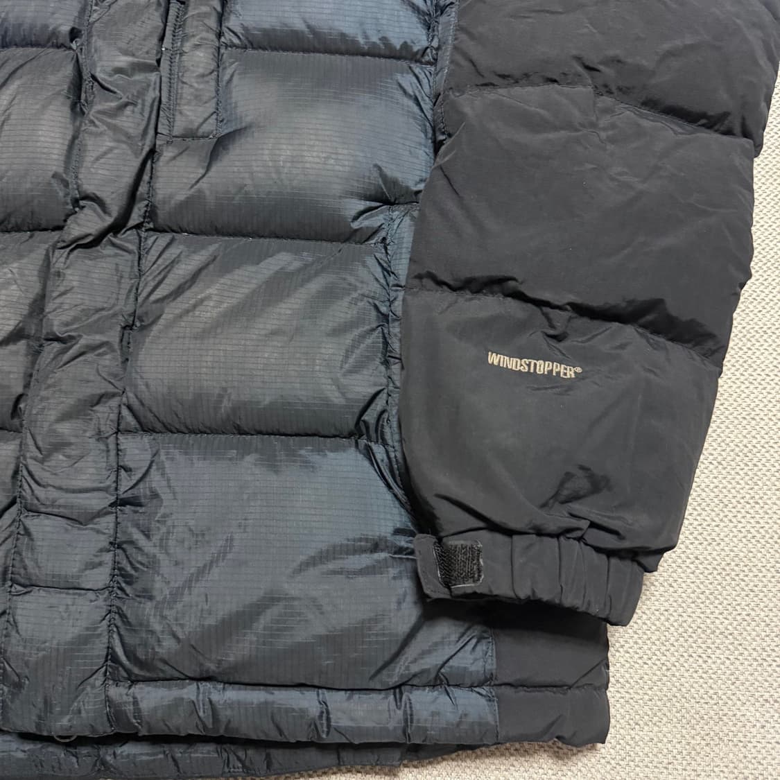 노스페이스 써밋시리즈 700 윈드스토퍼 패딩 상품이미지3