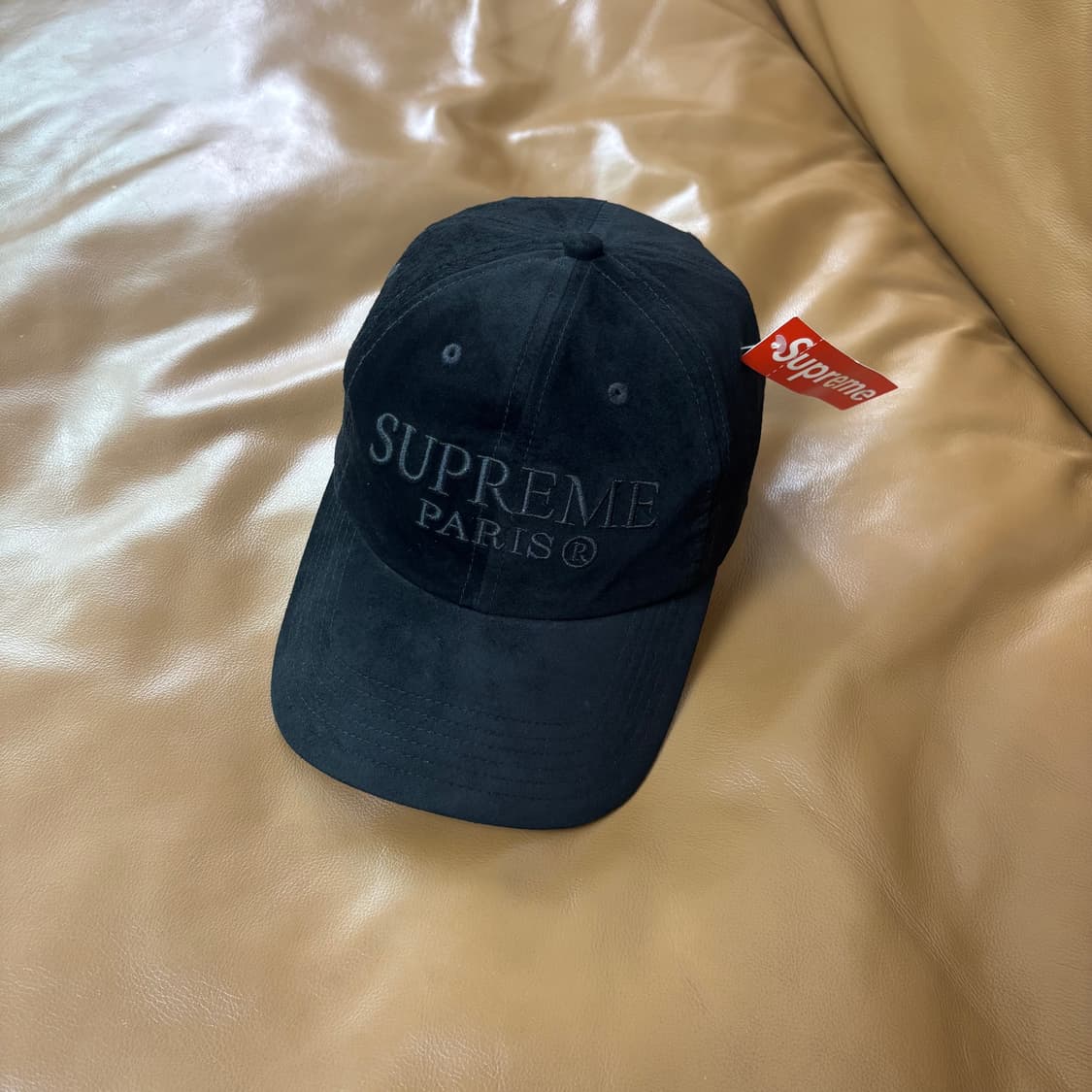 슈프림 6패널 볼캡 모자 파리 스웨이드 블랙 상품이미지1