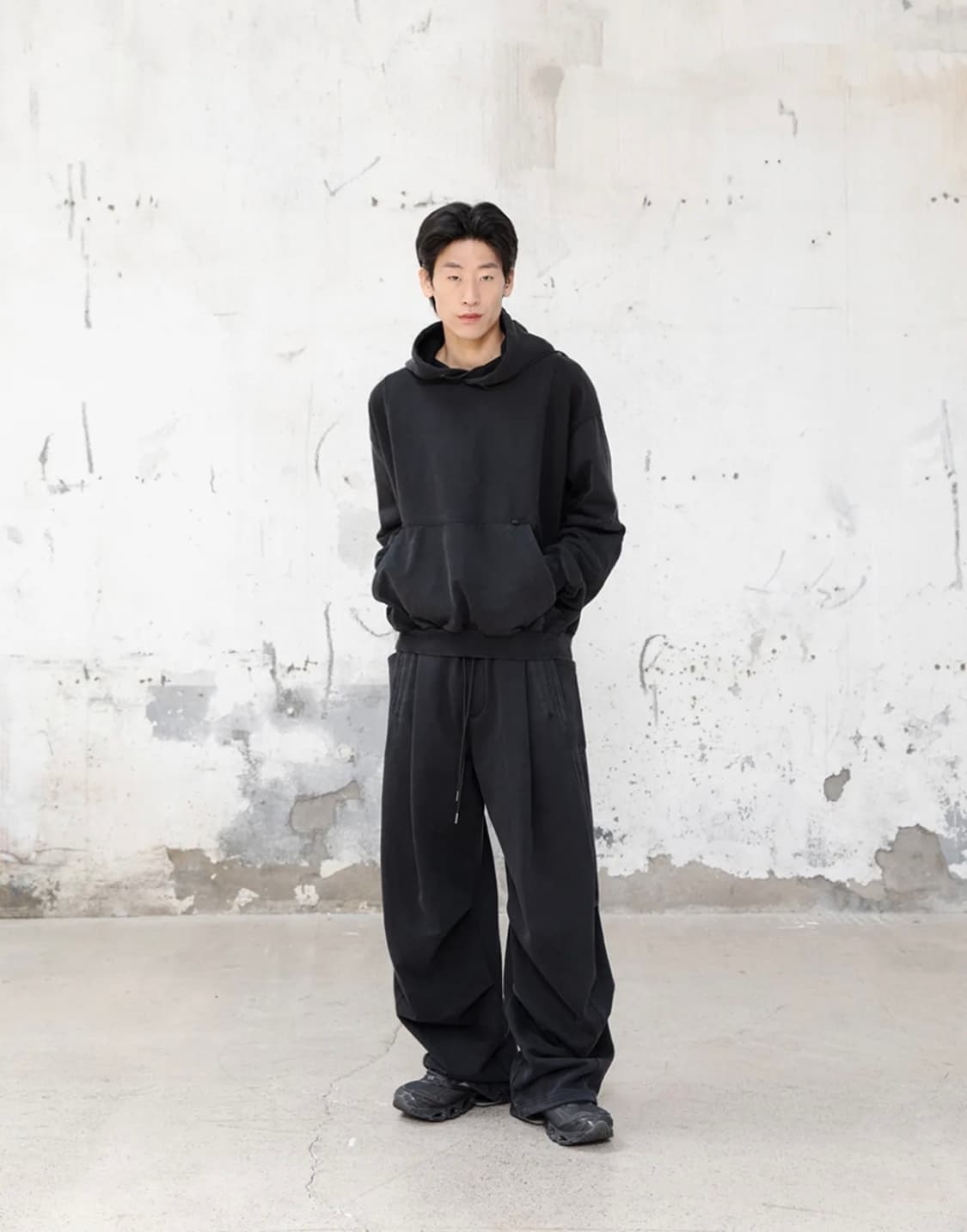 비긴202 보이드 파라슈트 스웻 팬츠 워시드 블랙 3 상품이미지2