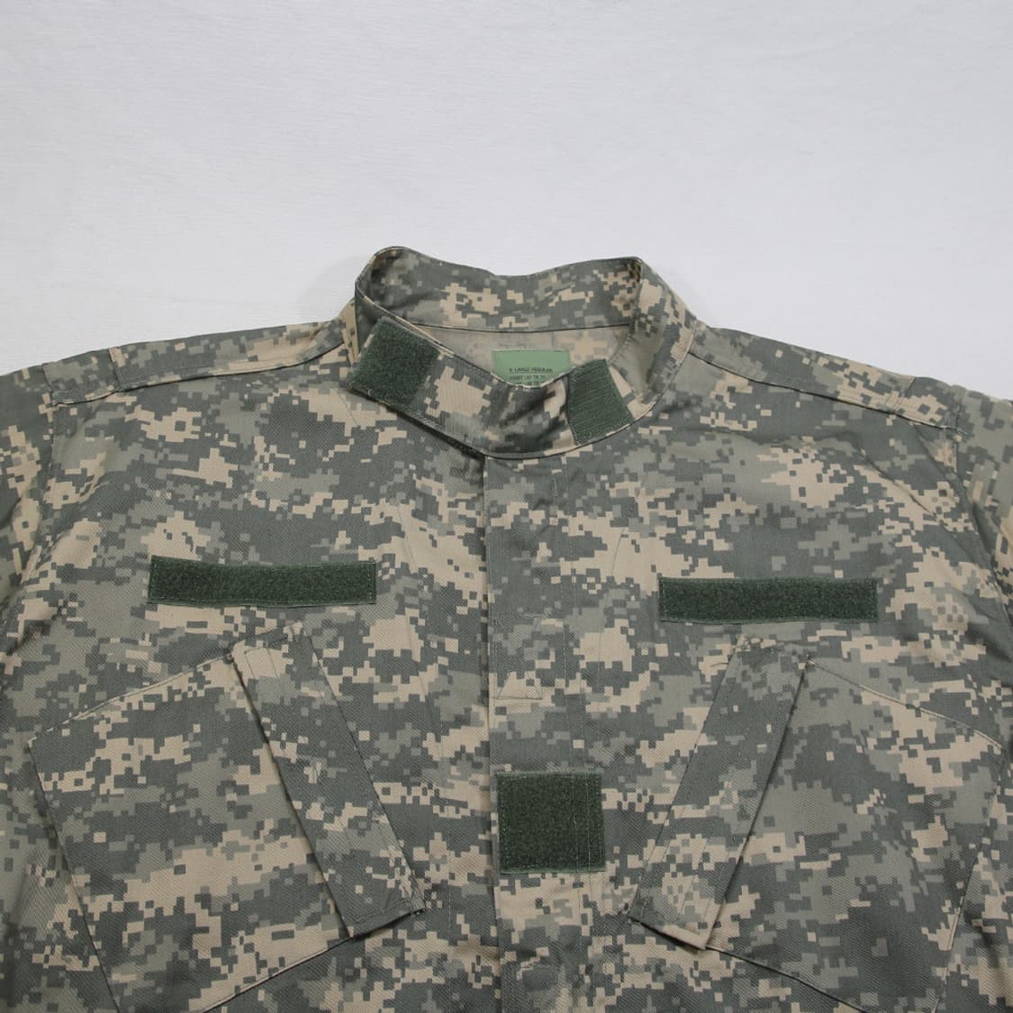 (착용컷) U.S.ARMY 디지털 컴뱃 자켓 (남성용 105) 상품이미지4