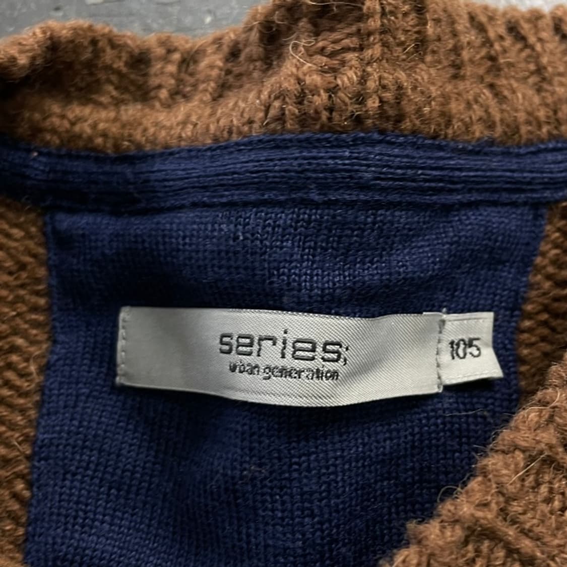 105 시리즈 니트  상품이미지3