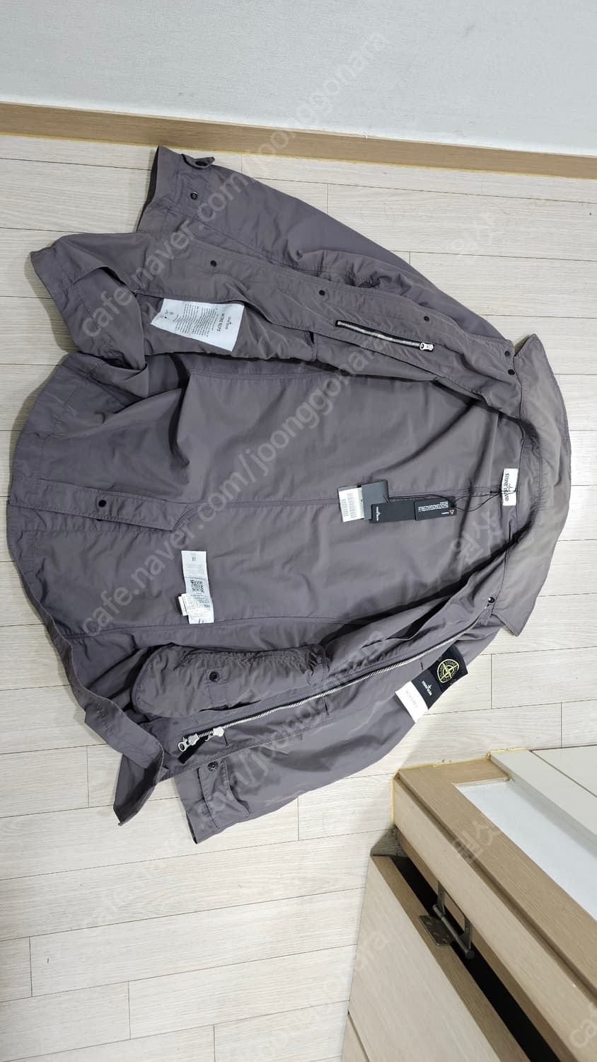 스톤아일랜드 마이크로랩스 트렌치 코트
블루그레이
S 95 상품이미지8