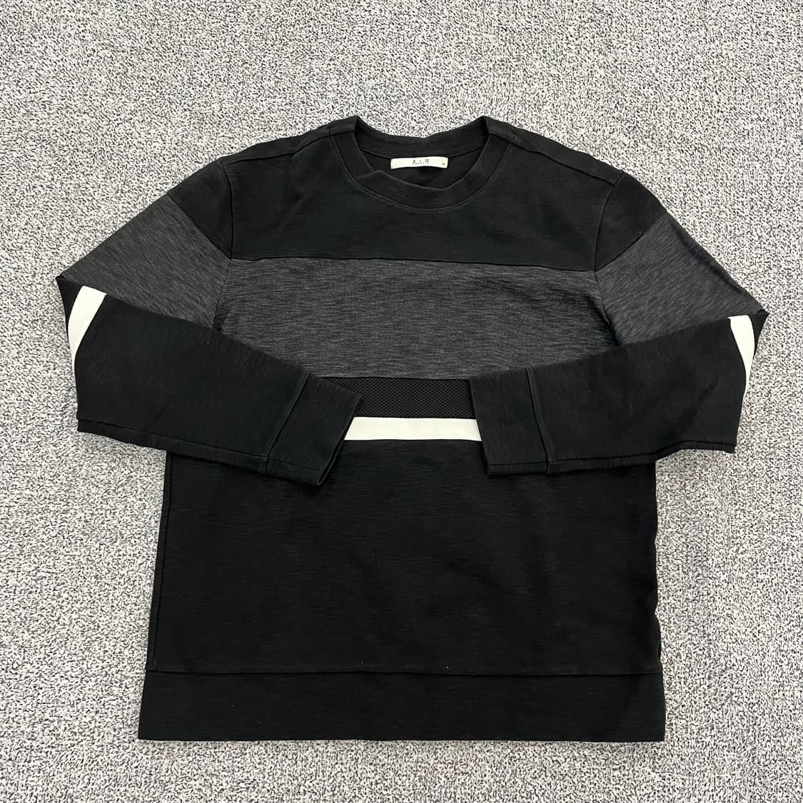 110 지오송지오 배색 맨투맨 0129H1 상품이미지1