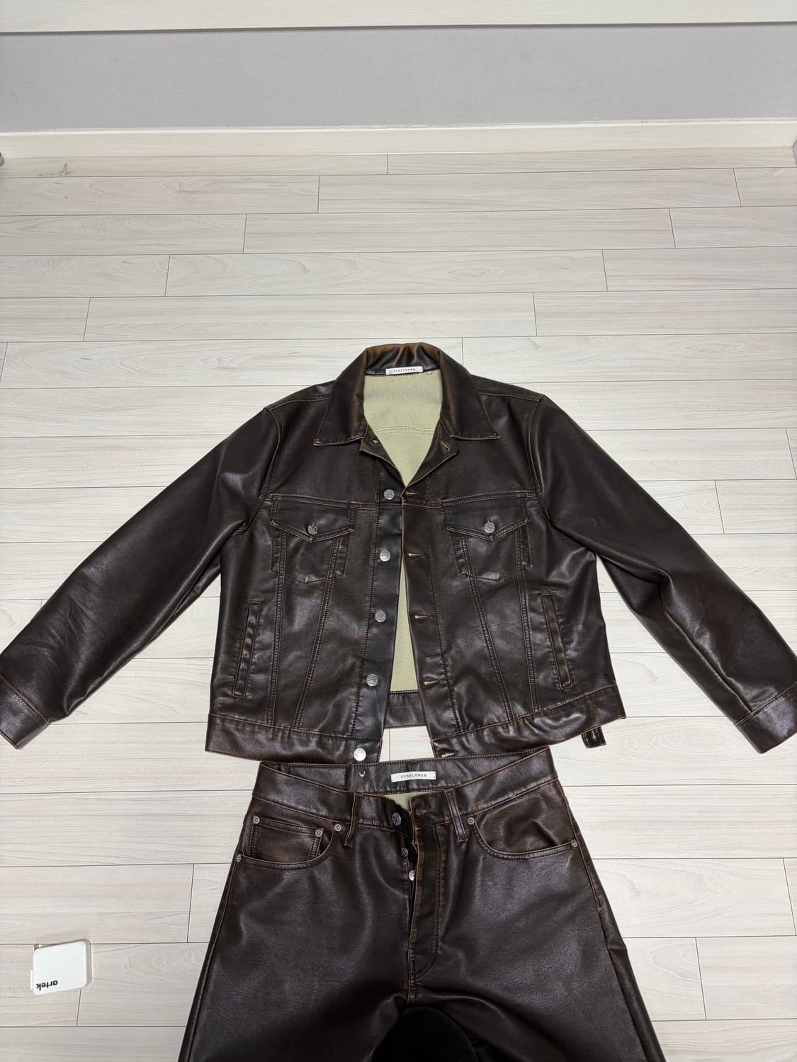 (L,32) Sunflower 레더 트러커 셋업 빈티지브라운 상품이미지3