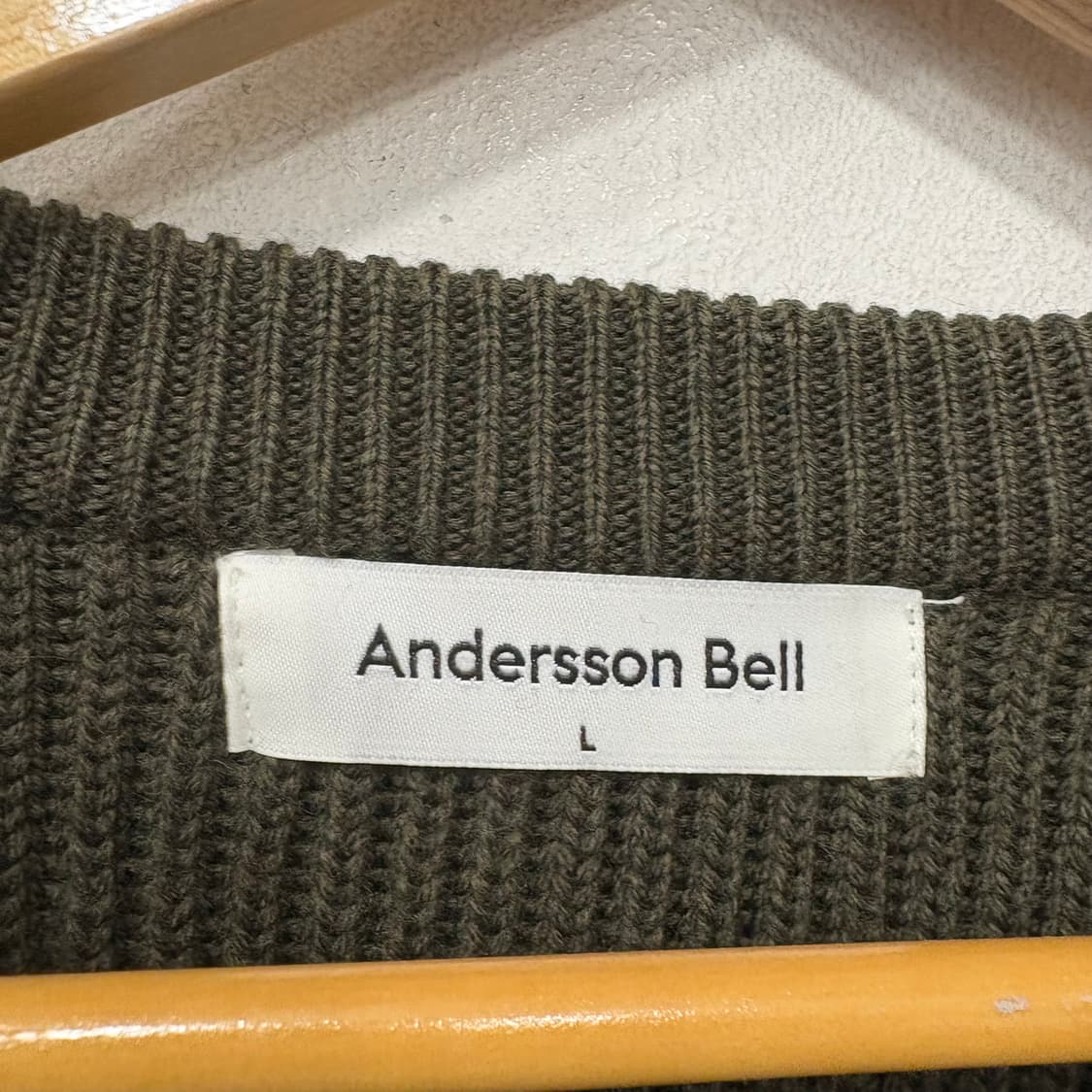 앤더슨벨 YOU 자수 니트 상품이미지4