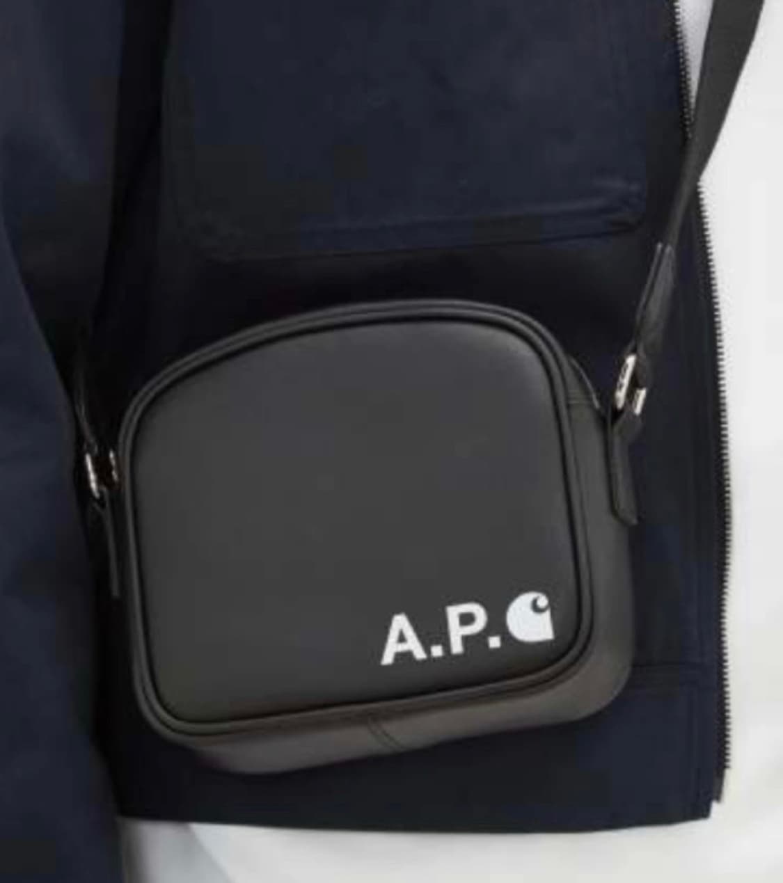 a.pc x carhartt 콜라보 미니백 상품이미지1