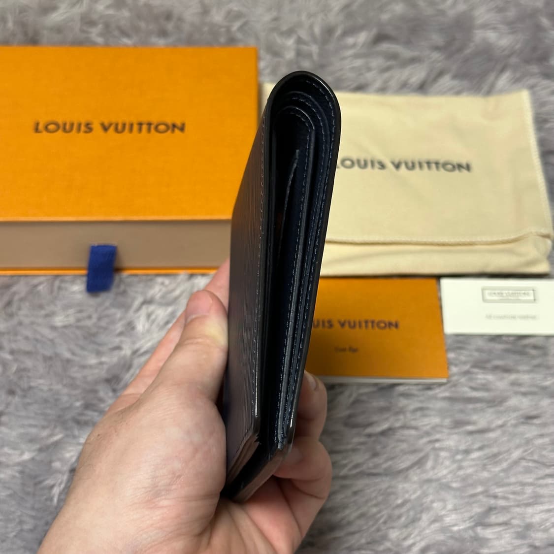 [풀구성] 루이비통 에삐 멀티플 월릿 반지갑 네이비 상품이미지5