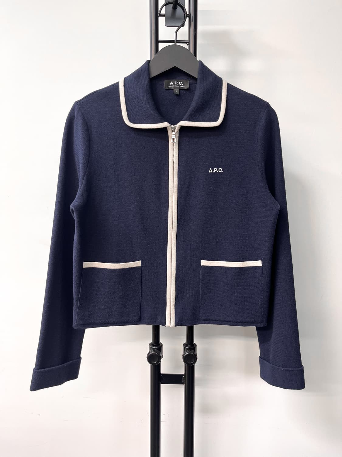 아페쎄 24s/s 카라 넥 집 가디건 상품이미지1