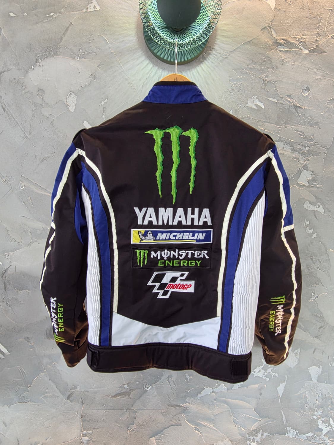 야마하 몬스터 에너지 레이싱 자켓 M 상품이미지5