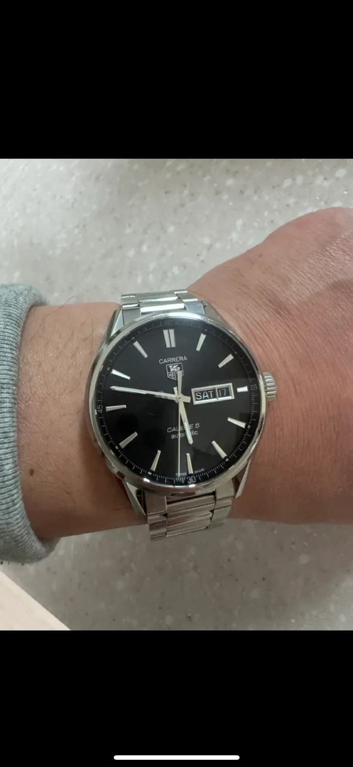 태그호이어 카레라 칼리버5 41미리 검판 데이데이트 상품이미지2