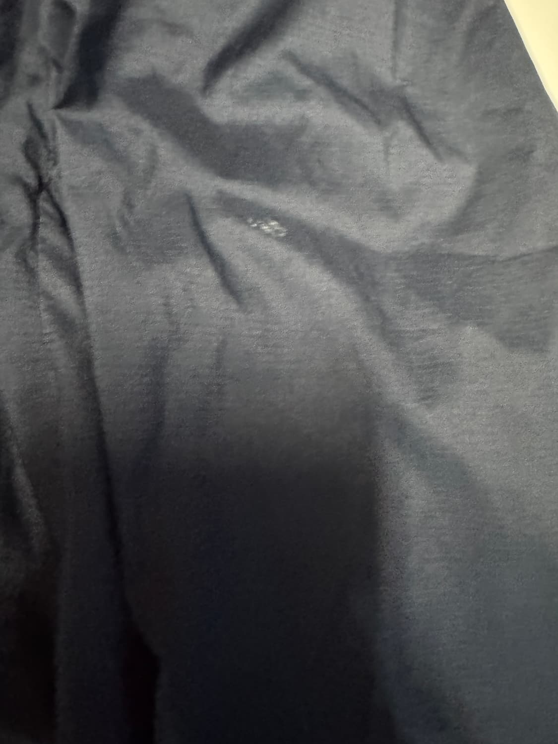 여성 유니클로 가벼운 후드 바람막이 S ~ M 네이비 상품이미지5