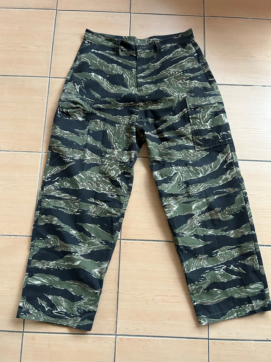 브라운브레스 타이거카모 와이드팬츠 상품이미지1