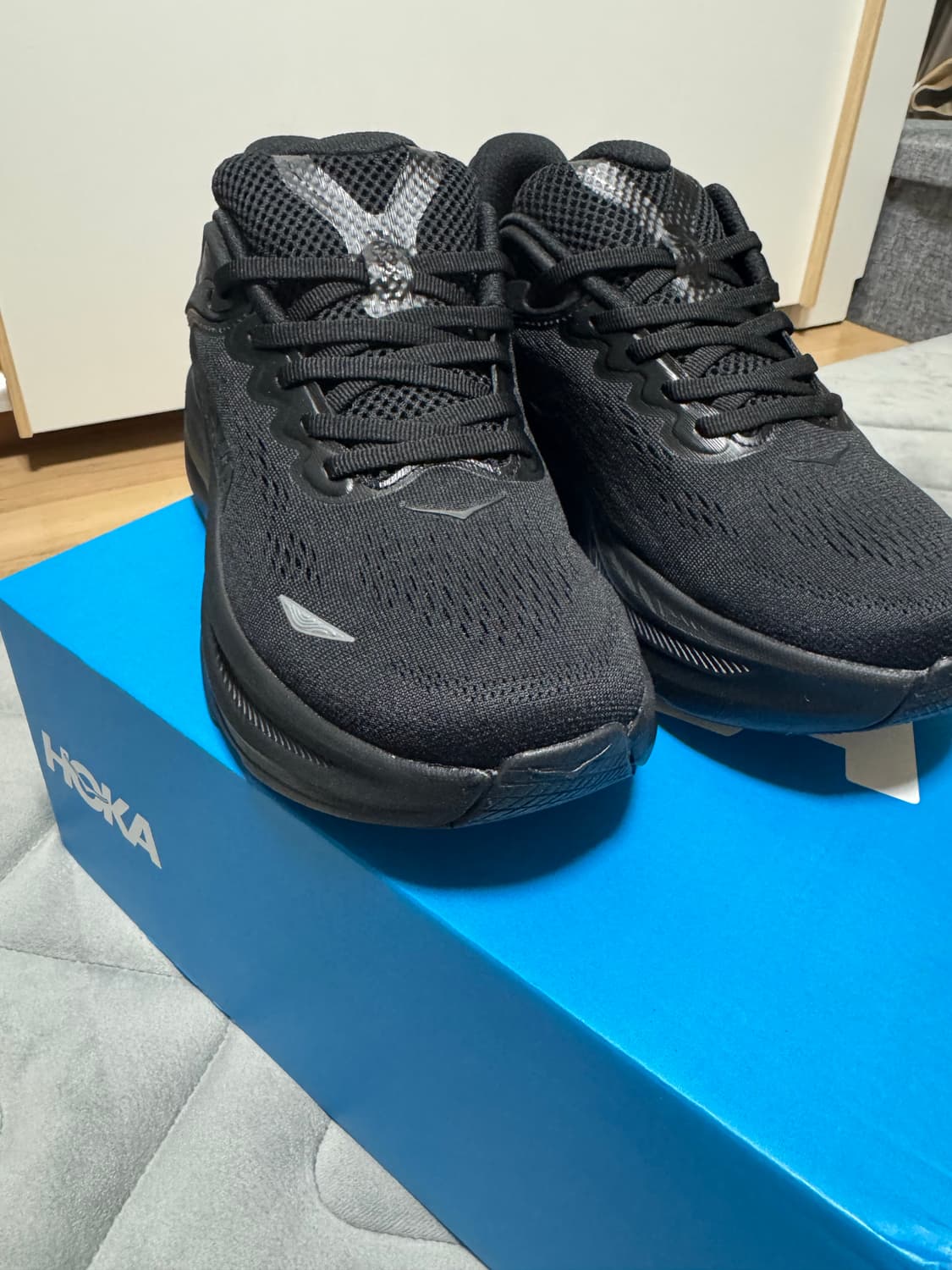 호카 본디 9 255 새거 상품이미지1