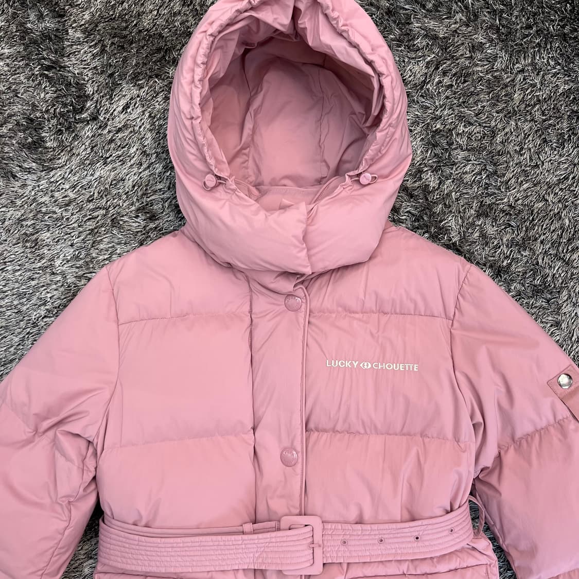 럭키슈에뜨 여성 구스다운 벨티드 패딩 (36) 상품이미지2