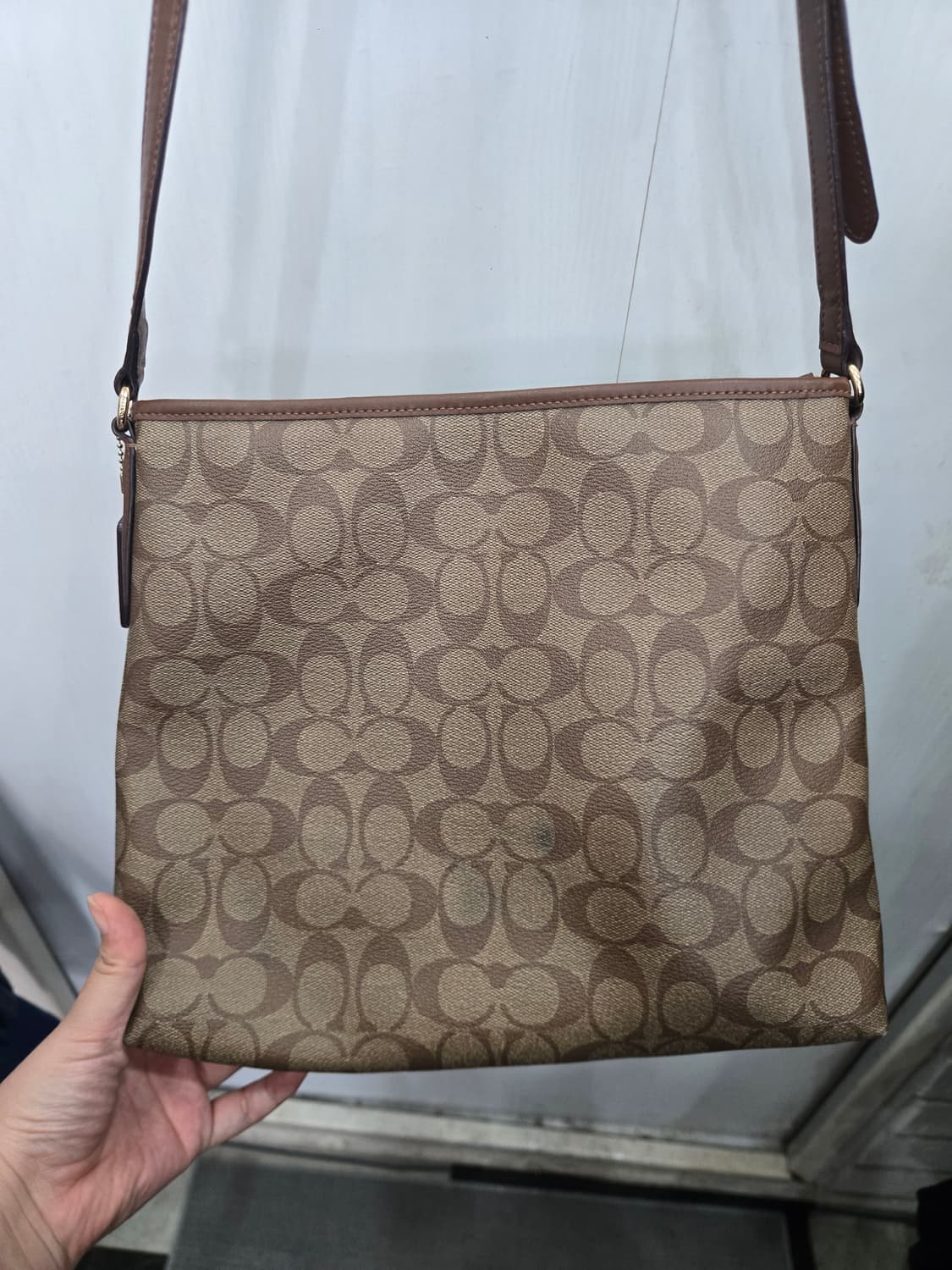남녀공용 )) COACH 코치 크로스백! 수납공간 넓어요!~ 상품이미지5